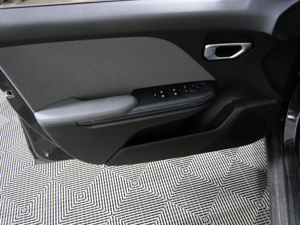Used 2025 Kia K4 EX FWD image 12