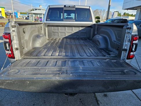 Used 2021 RAM 3500 Laramie w/ Night Edition image 15