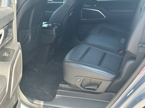 Used 2020 Kia Telluride S w/ S 8 Passenger Seating Package image 11