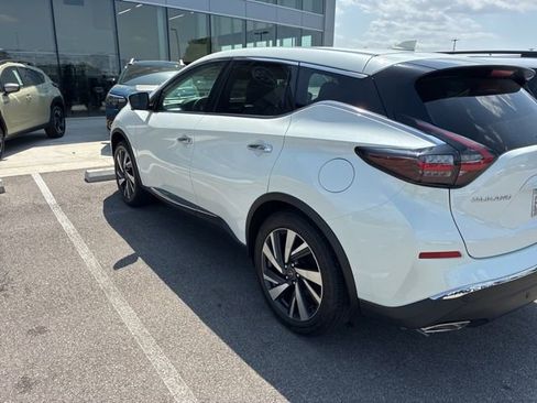Used 2023 Nissan Murano SL w/ SL Moonroof Package image 4