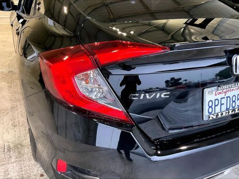 Used 2020 Honda Civic Sport image 29