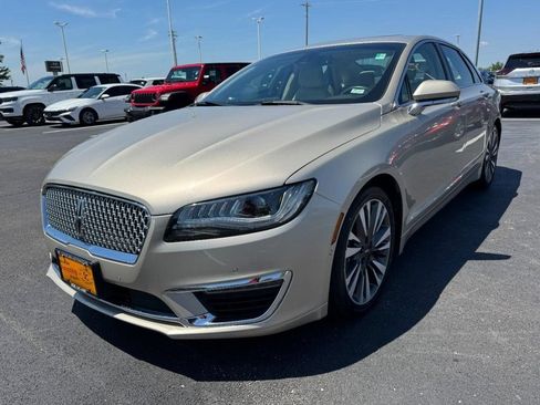 Used 2017 Lincoln MKZ Select w/ Technology Package FWD image 8