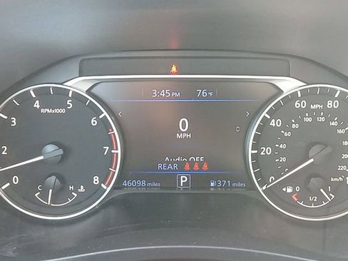 Used 2025 Nissan Altima 2.5 SV image 12