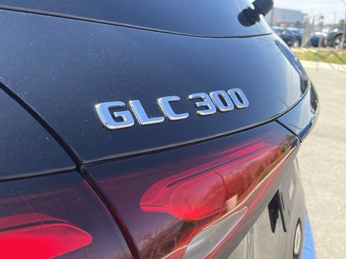 Used 2025 Mercedes-Benz GLC 300 4MATIC image 25