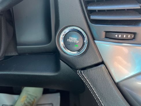 Used 2019 Chevrolet Tahoe LT AWD/4WD image 18