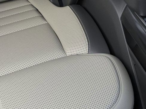 New 2025 Ford F150 Lightning Platinum image 45