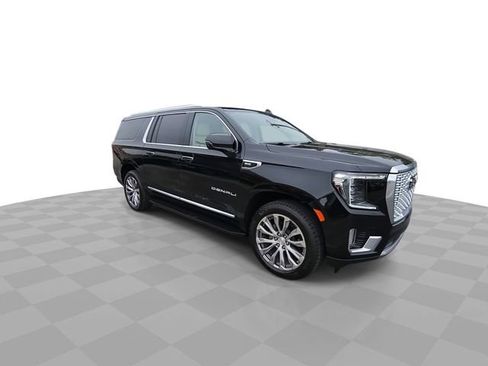 Used 2021 GMC Yukon XL Denali RWD image 2
