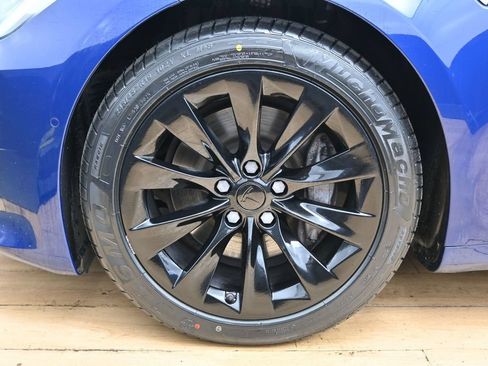 Used 2020 Tesla Model S Long Range Plus AWD/4WD image 10