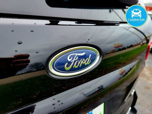 Used 2018 Ford EcoSport SE image 16