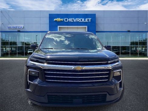 Used 2024 Chevrolet Traverse LT FWD image 4