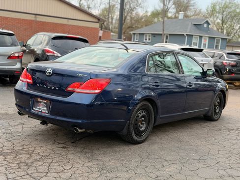 Used 2007 Toyota Avalon Limited FWD image 4