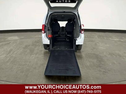 Used 2017 Dodge Grand Caravan SE w/ Power Window Group