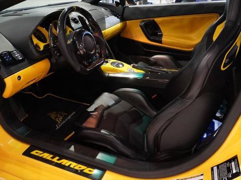 Used 2004 Lamborghini Gallardo AWD/4WD image 31