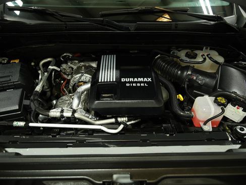 Used 2025 GMC Sierra 1500 AT4 w/ AT4 Premium Package AWD/4WD image 14