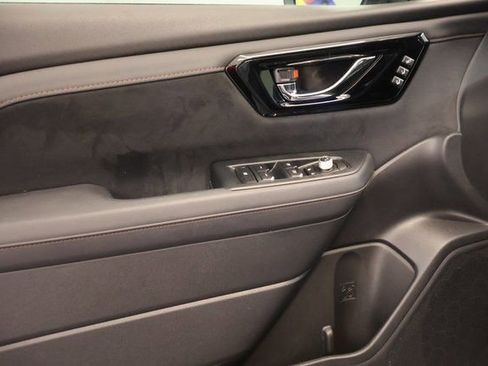 Used 2025 Subaru Forester Touring image 10