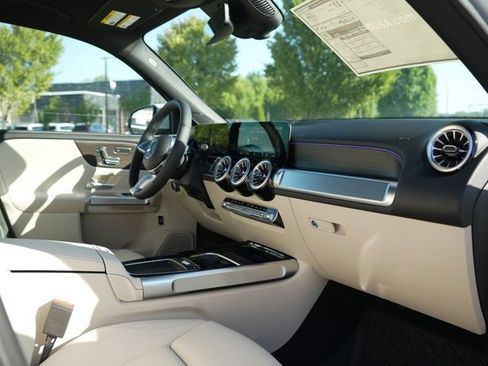 Certified 2026 Mercedes-Benz GLB 250 4MATIC image 40