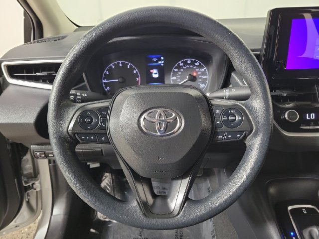 Used 2024 Toyota Corolla LE w/ LE Convenience Package FWD image 26