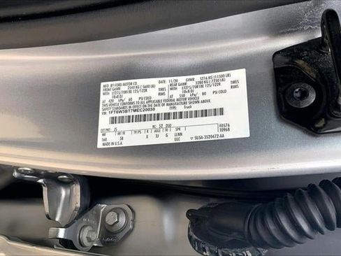 Used 2021 Ford F350 Lariat w/ Chrome Package image 32