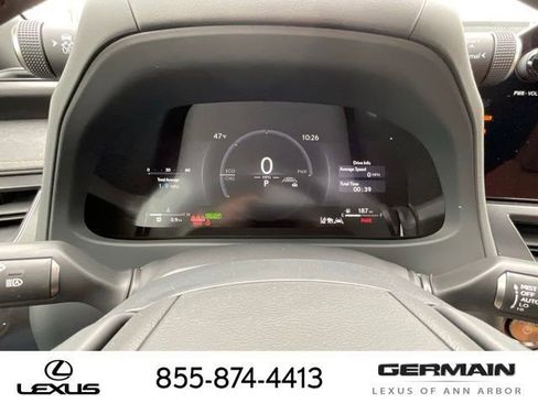 New 2026 Lexus UX 300h AWD image 18
