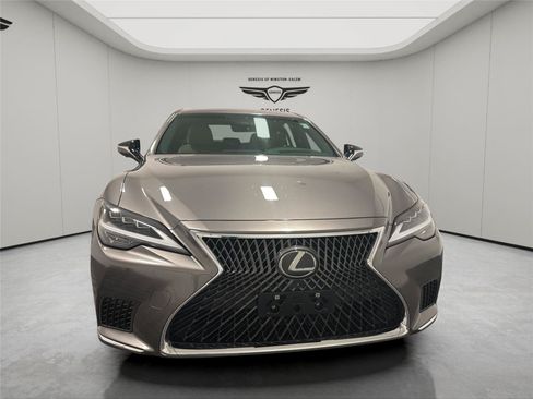Used 2021 Lexus LS 500 w/ Interior Upgrade Package RWD image 8