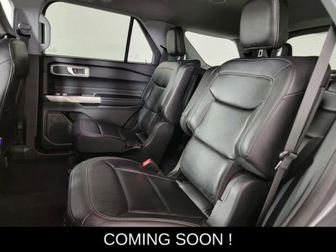 Used 2022 Ford Explorer XLT w/ Equipment Group 202A image 14