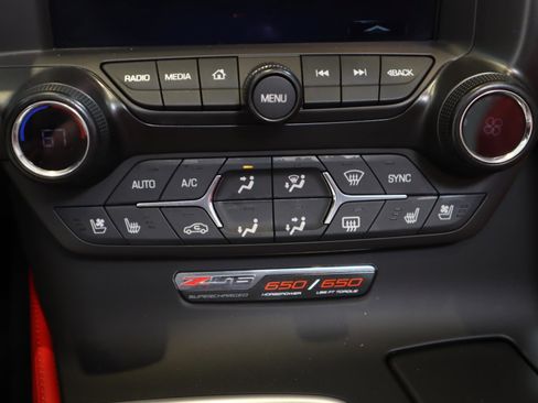Used 2019 Chevrolet Corvette Z06 RWD image 31