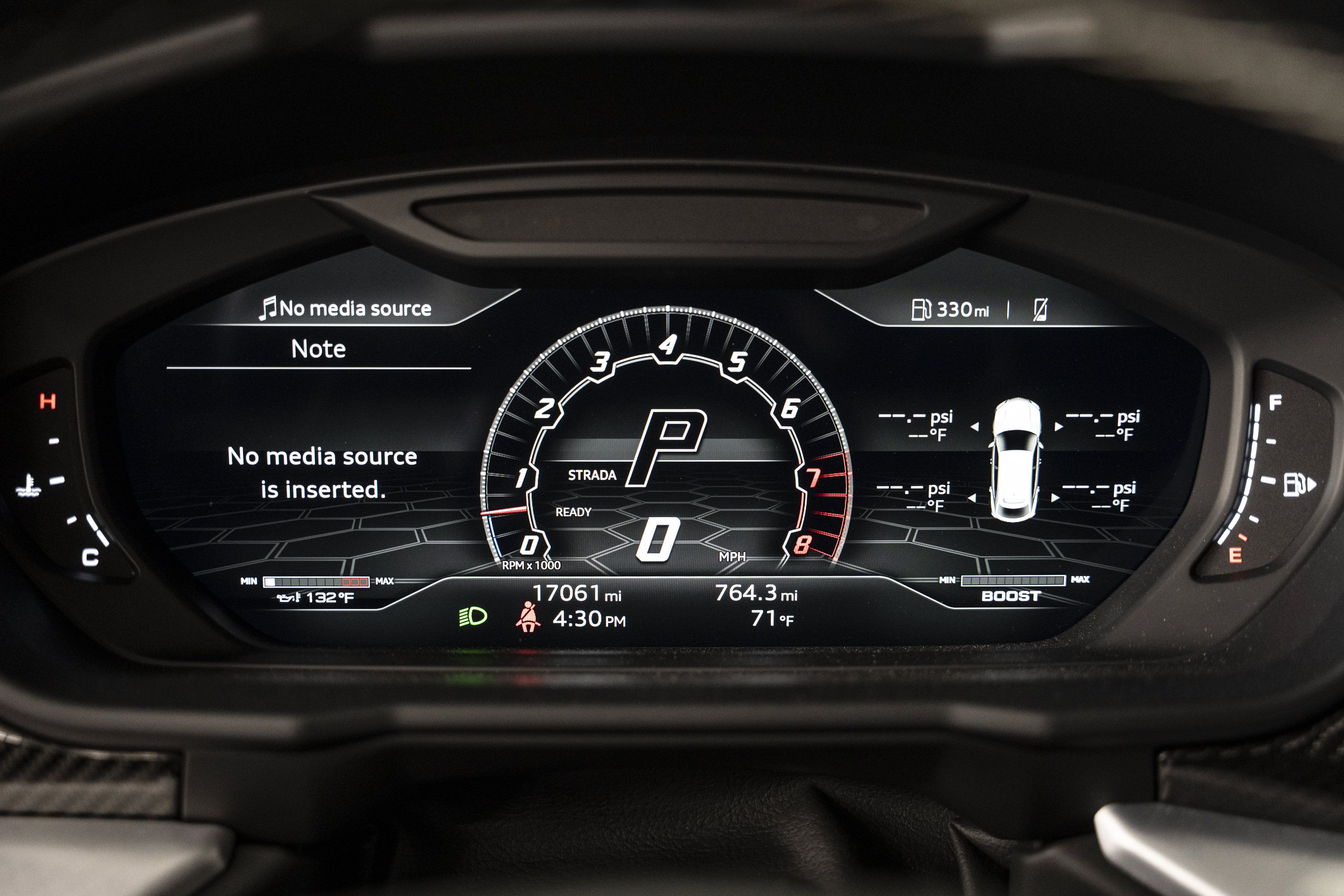 Used 2022 Lamborghini Urus AWD/4WD image 43