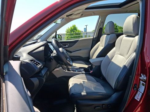 Used 2020 Subaru Forester Limited AWD/4WD image 13