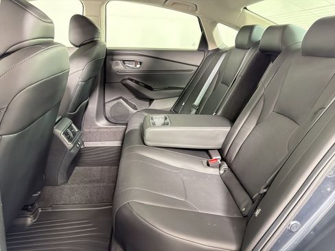 Used 2024 Honda Accord Touring image 13