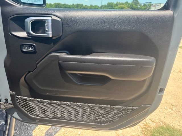 Used 2024 Jeep Wrangler Unlimited Rubicon AWD/4WD image 19