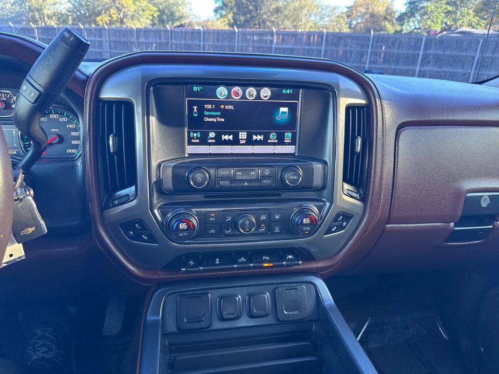 Used 2016 Chevrolet Silverado 1500 High Country w/ High Country Premium Package AWD/4WD image 17