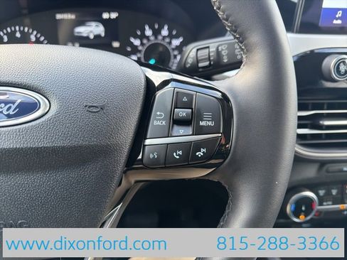 Used 2022 Ford Escape SEL image 15