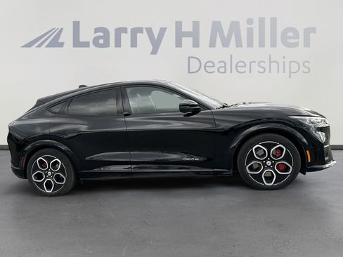 Used 2023 Ford Mustang Mach-E GT image 9