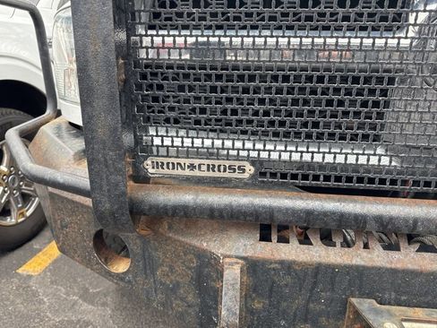 Used 2017 RAM 2500 Tradesman w/ Chrome Appearance Group image 15