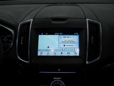 Used 2017 Ford Edge Titanium w/ Equipment Group 301A image 15