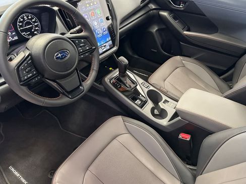 Used 2024 Subaru Crosstrek 2.5i Limited w/ Crosstrek Mirror Package AWD/4WD image 9