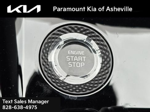 New 2025 Kia Niro EX image 13