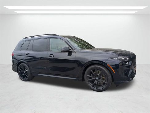 New 2026 BMW X7 xDrive40i w/ M Sport Package image 2