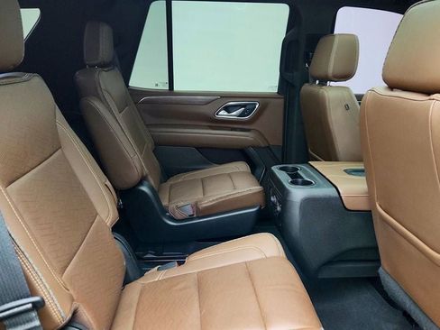 Used 2023 Chevrolet Tahoe High Country image 24