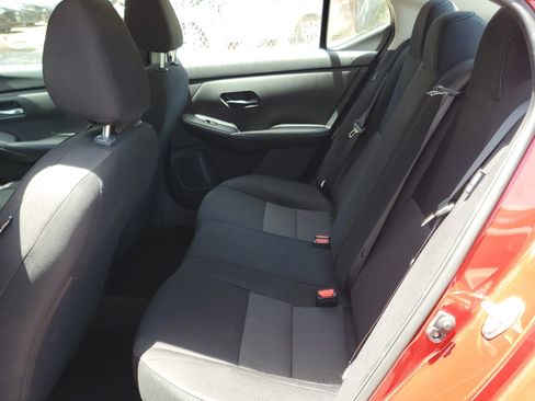 Used 2024 Nissan Sentra SV image 10