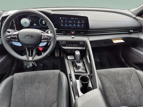 New 2026 Hyundai Elantra N FWD image 10