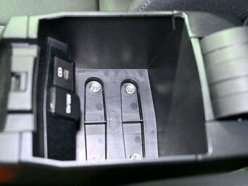 Used 2023 Toyota Corolla LE image 23