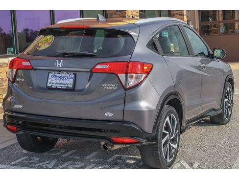 Used 2019 Honda HR-V Sport image 3