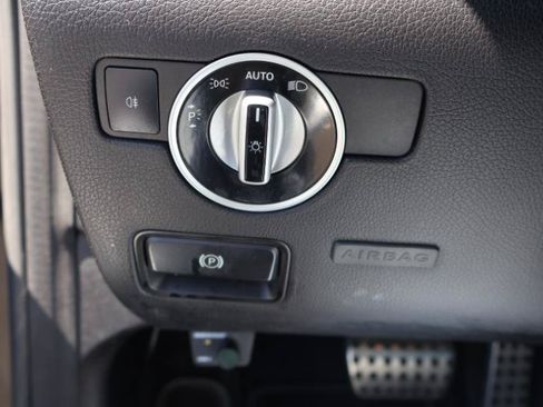 Used 2013 Mercedes-Benz SLK 250 w/ Premium I Pkg image 15