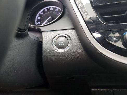 Used 2023 Toyota Camry SE w/ Cold Weather Package image 28