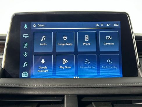 Used 2022 Chevrolet Suburban Z71 image 22