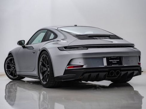 Certified 2024 Porsche 911 GT3 RWD image 3
