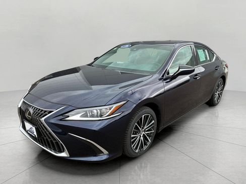 Used 2024 Lexus ES 350 w/ Premium Package FWD image 4