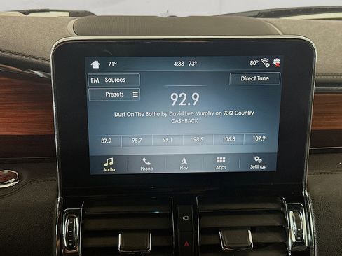 Used 2019 Lincoln Navigator L Reserve image 21