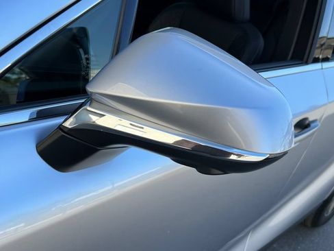 Used 2026 Lexus RX 350 Premium w/ Accessory Package (2T) FWD image 21